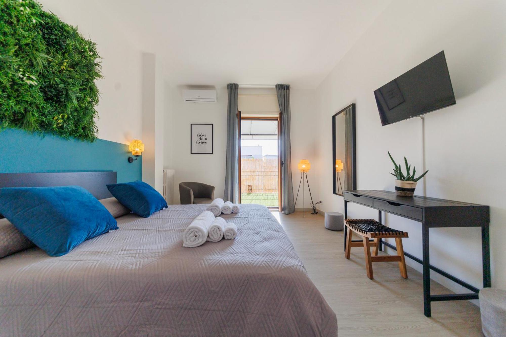 Ferienwohnung Atticoderossi A 500Mt Da Stazione&Centrostorico Bari Exterior foto